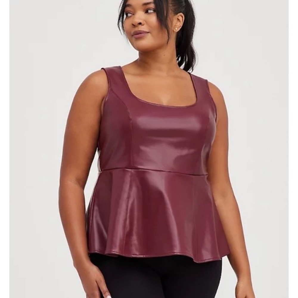 Torrid Peplum Top Women 1X Burgundy Faux Leather Sleeveless Chic Party Moto